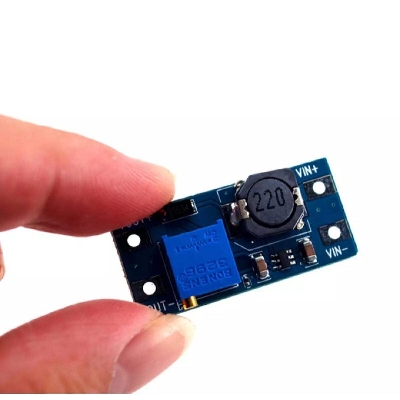 Picture of 1pcs MT3608 2A DC-DC Adjustable Step Up Power Module Booster Power Module - Green