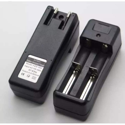 Picture of Universal double Charger For 3.7V 18650 16340 14500 Li-ion Rechargeable Battery - Black