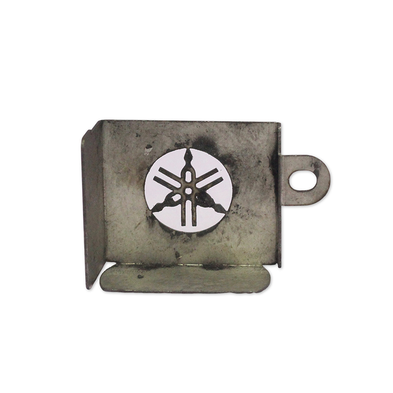 Picture of Yamaha Oil pot cover master sylinder cover  Silver