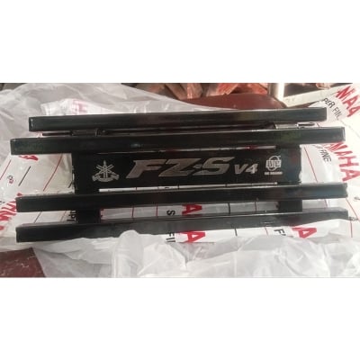 Picture of FZ-S V4 silence cover or silencer box khacha & Silencer Guard MS steel