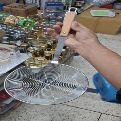 Picture of Frying Strainer/ Large Oil Strainer/ Deep Fry Strainer for Kitchen/Tel Chakni