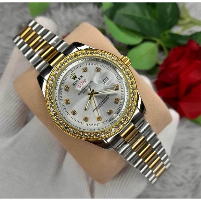 Picture of New stylish & fashionable Stainless Steel Analog Date & Day Watch For Men