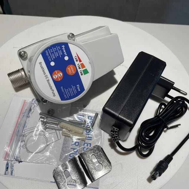 Picture of Hanner Automatic Brushless DC Booster Pump 24V 100W - White (1.5 kg)