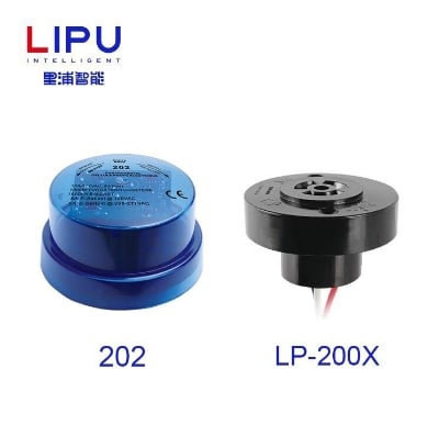 Picture of Auto On Off Street Light Sensor Switch Photo Switch Dusk to Dawn photocell IP66 Twist Lock photocontrol 105-305V Twilight Switch for Outdoor Lighting CE Approved Blue Model-202 - Blue