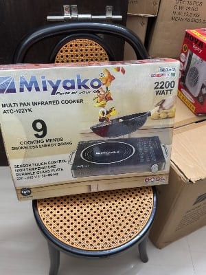 Picture of Miyako Infrared Cooker Smokeless and Energy Savings Models: DP-999 Capacity: 2000 Watt - Must Have - Black & Silver