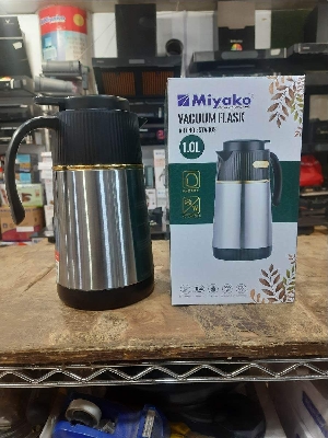 Picture of Miyako Vaccum Flask Hot & Cool | 12-24 Hours 1 Liter | Model : STA-10S - Black & Silver