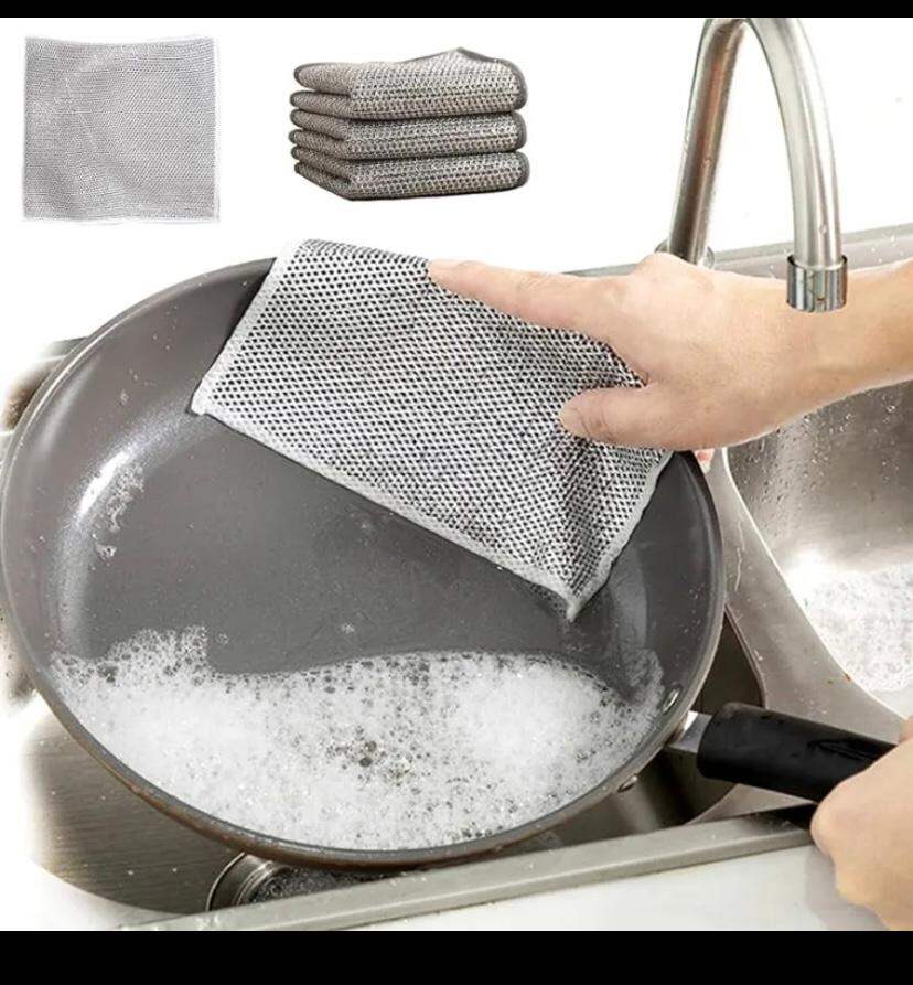 Picture of 3-Piece Reusable Kitchen Scrubbing Wire Rag Set-Silver