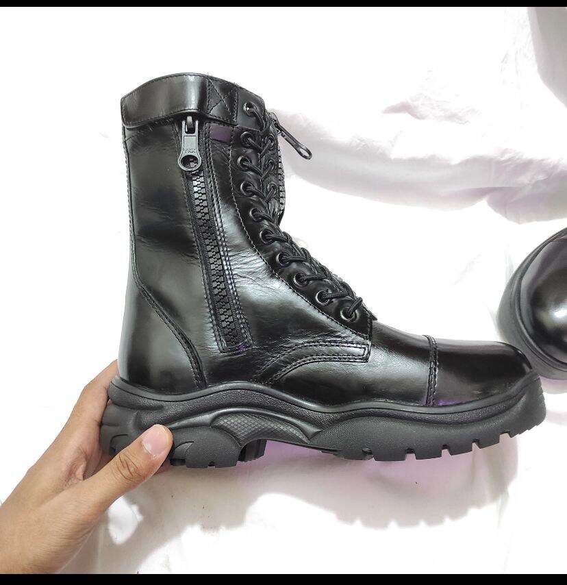 Picture of Heavy-Duty Tactical Combat Boots with Lace & Zip Closure-Black
