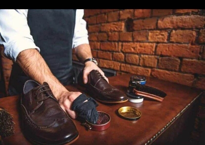 Picture of Award Shoe & Boot Polish - Black, 40g-Black
