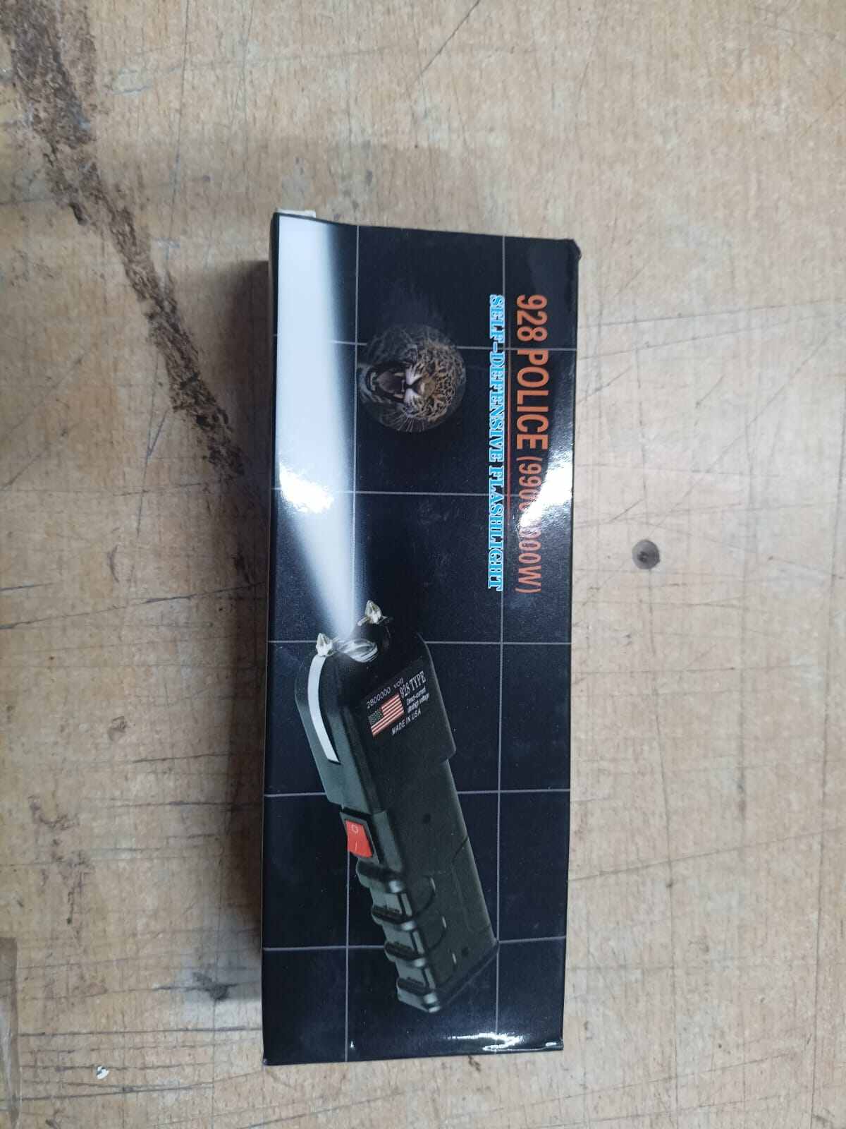 Picture of Rechargeable Self-Defense Shock Device - 980000V-Black