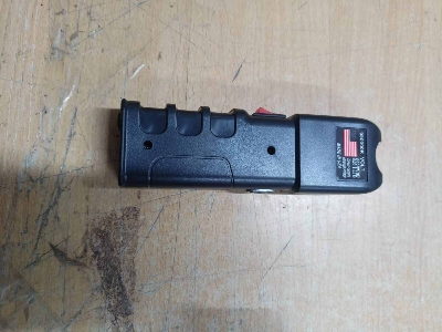 Picture of Rechargeable Self-Defense Shock Device - 980000V-Black