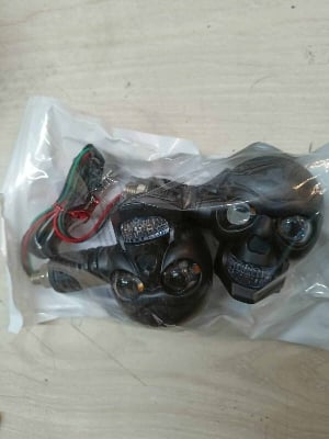 Picture of Motorcycle Skull Head LED Turn Signal Lights - 1 Pair