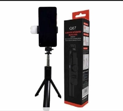 Picture of Q07/N08 100cm Selfie Stick Tripod with Fill Light & Bluetooth Remote-Black