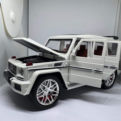 Picture of Luxury Model Car – Premium Die-Cast Model Car For Collection (1:24) (Mercedes G Wagon)
