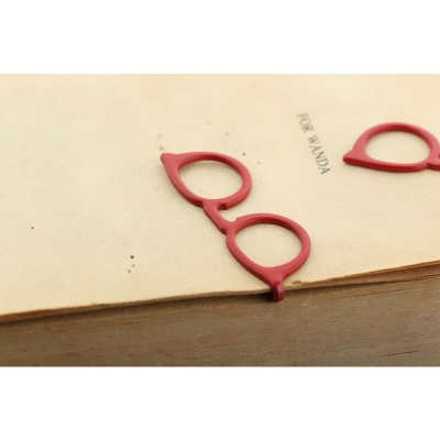 Picture of Spectacles Casual Metal Tie Clip For Men Shirt Accessories (Red)