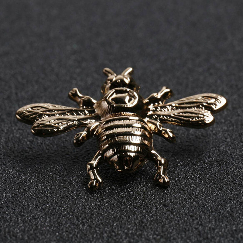 Picture of Golden bee brooch pin buckle for men women outfit fashion accessories (Gold)
