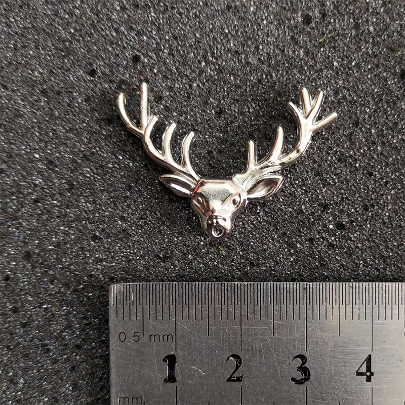 Picture of 1p Deer Skull brooch pin buckle for men women outfit fashion accessories (Gold)