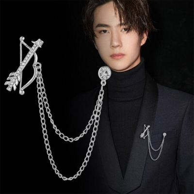 Picture of Rhinestone Arrow Chain Suit Collar Brooch Fashion Accessories For Men & Women (Silver)
