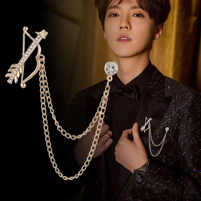 Picture of Rhinestone Arrow Chain Suit Collar Brooch Fashion Accessories For Men & Women (Gold)