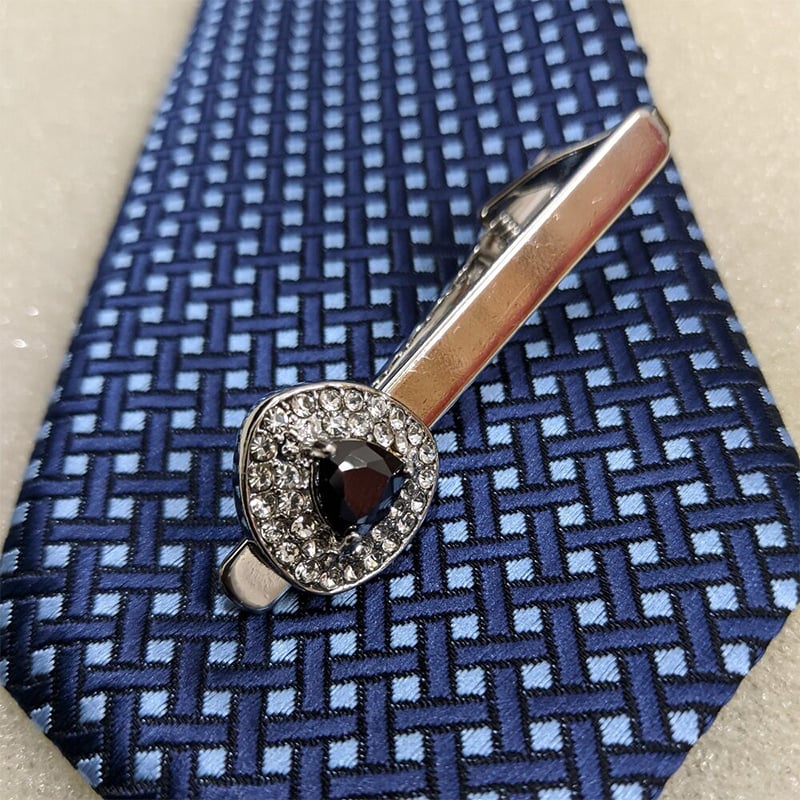 Picture of Crystal stone Men's New French business shirt tie clip (Black)