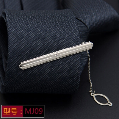 Picture of Silver Metal Formal Chain Tie Clip for Men – Elegant Suit & Shirt Accessory with Box (MJ09)