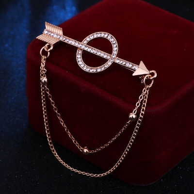 Picture of Arrow Chain Brooch For Men Fashion Suit Accessories (Gold)