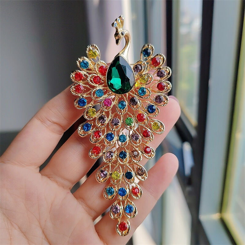 Picture of Peacock Corsage High-end Rhinestone Brooch Clothing Accessories (Green Stoned Peacock)