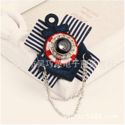 Picture of Cloth Badge Brooch Pin For Men & Women Fashion Suit Accessories (Design 3)