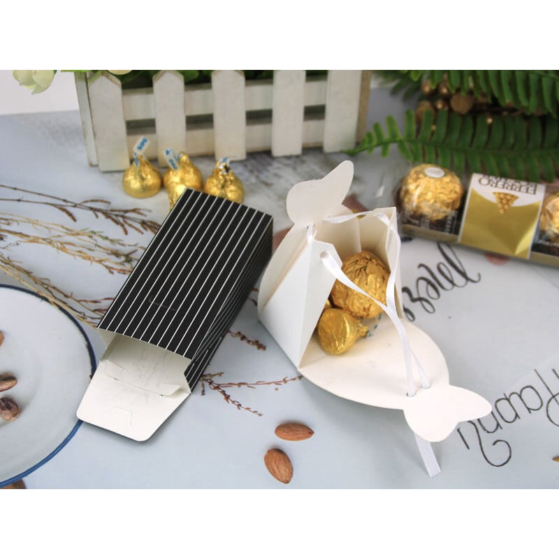 Picture of 5 Pair Set European New High-end Creative Wedding Groom & Bride Dress Sugar Candy Paper Box (Double Breasted Dress With Neck Tie Suit)