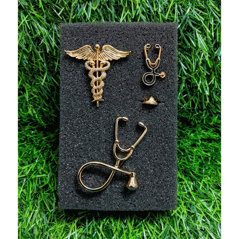 Picture of Medical Professionals / Doctor Brooch Set – 3pcs Suit & Collar Accessories for Men & Women (3p Golden Set)