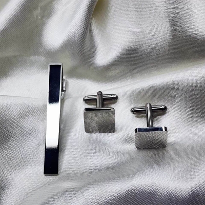 Picture of Cufflinks & Tie Clip Set for Men – Stylish Shirt & Suit Accessories (1 Set) (Plain Silver)