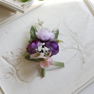 Picture of Wedding Boutonniere 3 Rose Bouquet Chest Brooch For Suit Lapel Fashion Accessories (1PS) (II Dark Purple Rose)