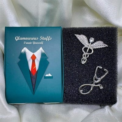 Picture of Medical Professionals/Doctors Brooch Set – 2pcs Suit & Collar Accessories (2p Silver Set)