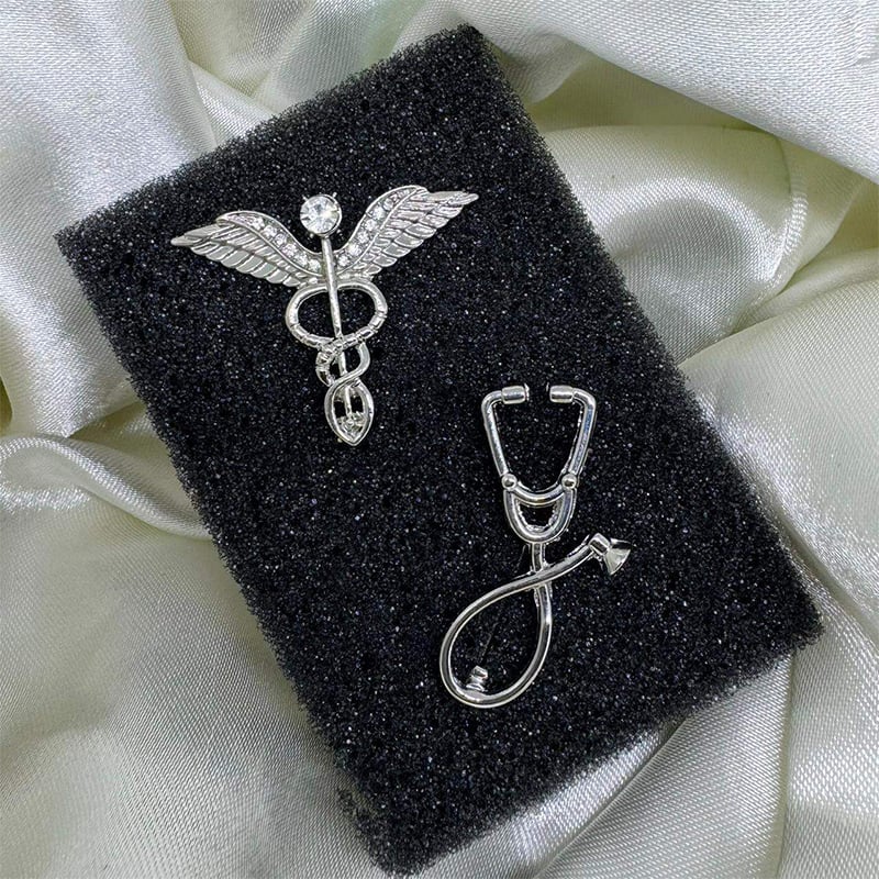 Picture of Medical Professionals/Doctors Brooch Set – 2pcs Suit & Collar Accessories (2p Silver Set)