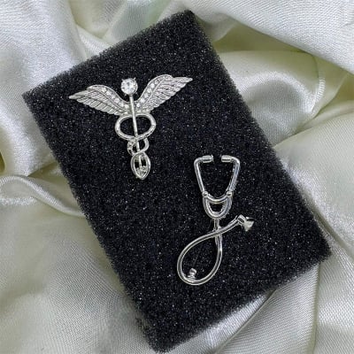 Picture of Medical Professionals/Doctors Brooch Set – 2pcs Suit & Collar Accessories (2p Silver Set)