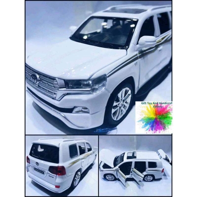 Picture of Full Mettal body car with Light & Music Antique White