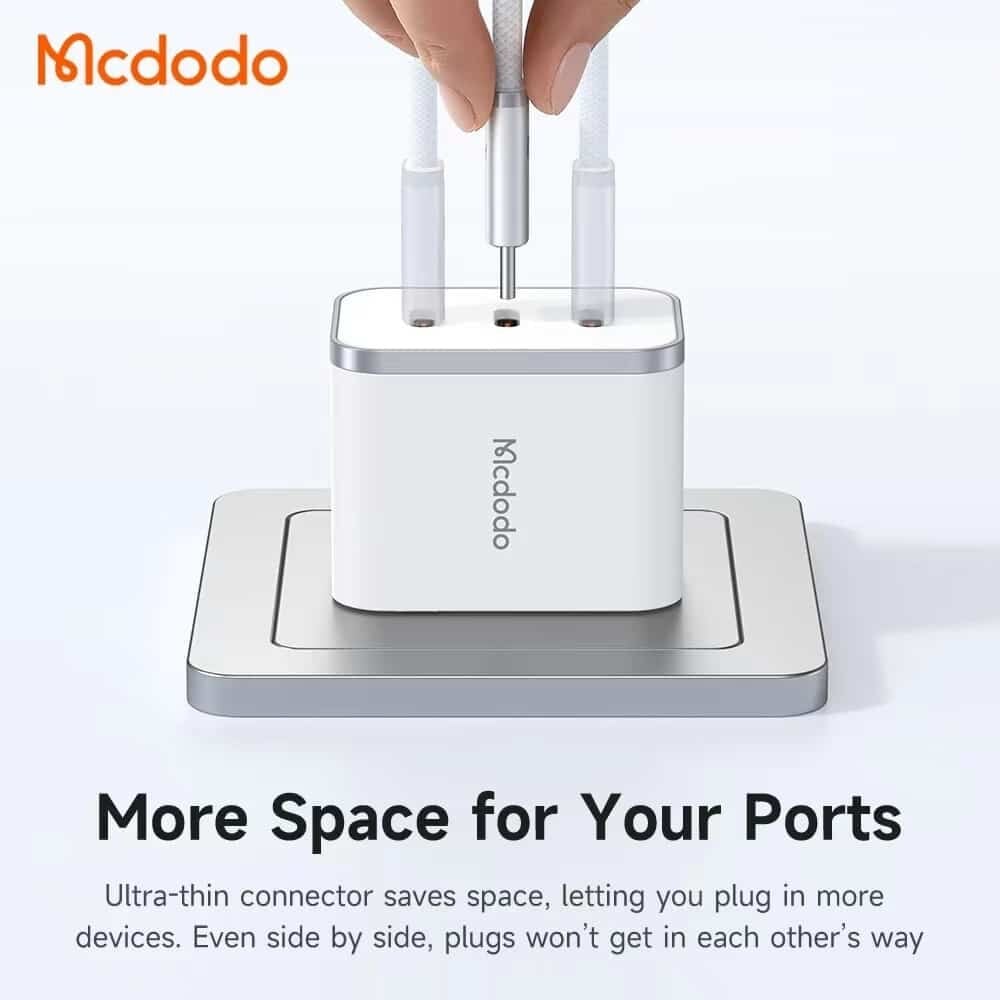 Picture of MCDODO CA-708 240W PD USB Data Cable / 240W Super Fast Quick Charging For Macbook, Laptop, Phones