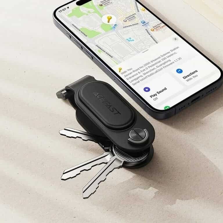 Picture of ACEFAST S4 Keychain Global Positioning Device Works With Apple Find My