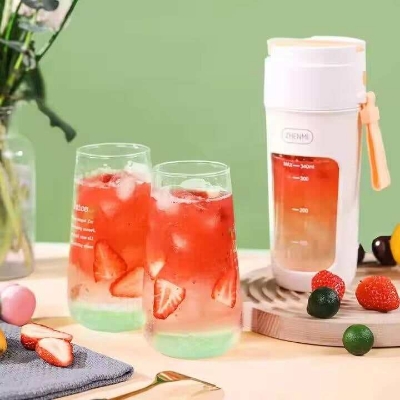 Picture of ZhenMi Electric Juicer ZMGZ-J5 340ml Portable Blender 10-Blade Cutter Head Juice Cup