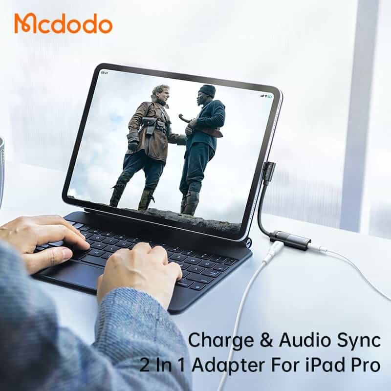 Picture of Mcdodo CA-188 60W USB-C to USB-C With DC 3.5MM Audio Adapter (Calling Supported)