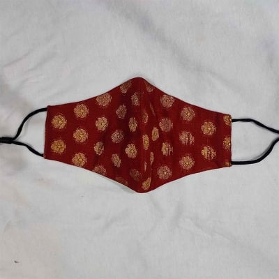 Picture of Women's 3-Layer Face Mask with Nose Bridge – 1 Piece
