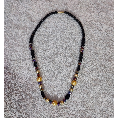 Picture of Handmade Beaded Necklace