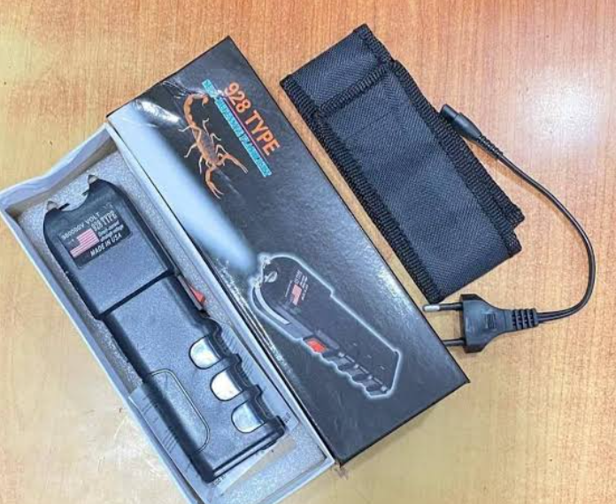 Picture of 928 Type self-defense stun-Black