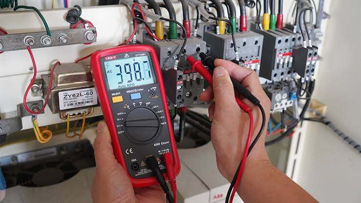 Picture of UNI-T UT136C+ Digital Multimeter-Red