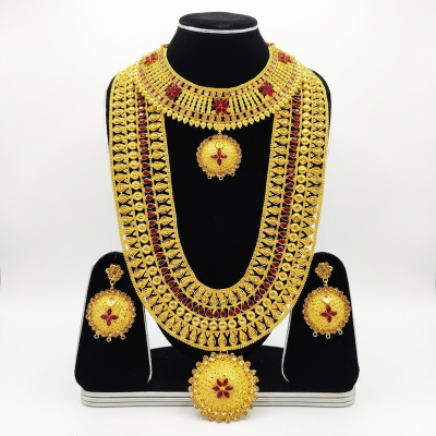 Picture of New Exclusive Necklace Jewellery Set for Women & Girls-Gold