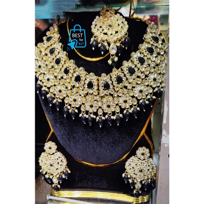 Picture of New Exclusive Stone Necklace Jewellery Set for Women & Girls-White and Black