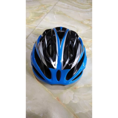 Picture of Bicycle Helmet with Adjustable Lightweight Mountain Bike Racing Helmet for Men and Women
