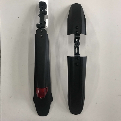 Picture of Bicycle Plastic Mudguard With Light Bicycle Accessories 3 pcs