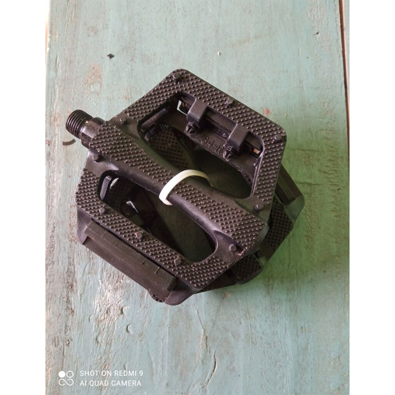 Picture of Bicycle Pedals Heavy Duty Meghna Brand 1 pair Bicycle Veloce Paddle Bike Accessorise