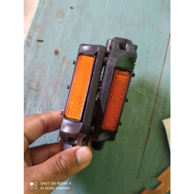 Picture of Bicycle Pedals Heavy Duty Meghna Brand 1 pair Bicycle Veloce Paddle Bike Accessorise